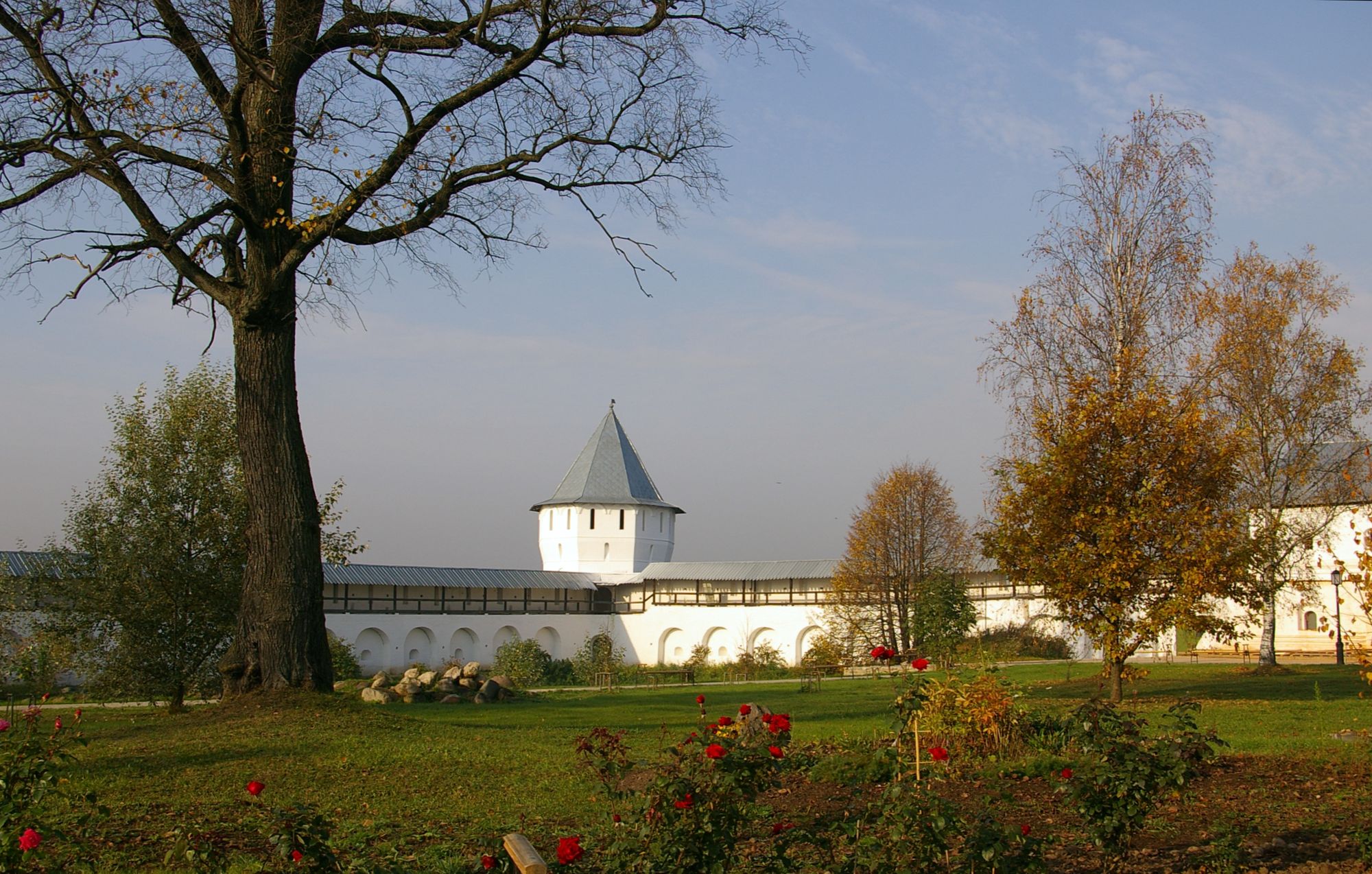 Спасо-Прилуцкий монастырь. Мельничная башня